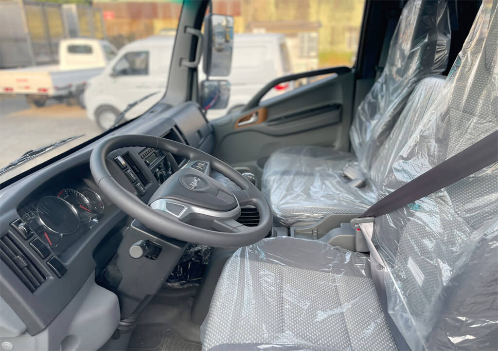 jac n500 nội thất