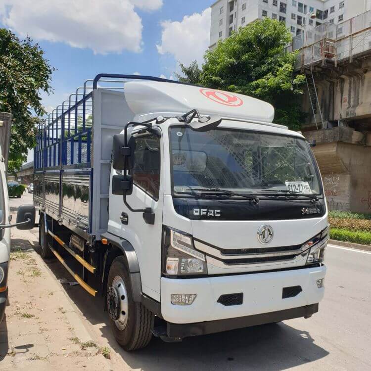 Xe tải DongFeng D8 9 tấn có sẵn giao ngay