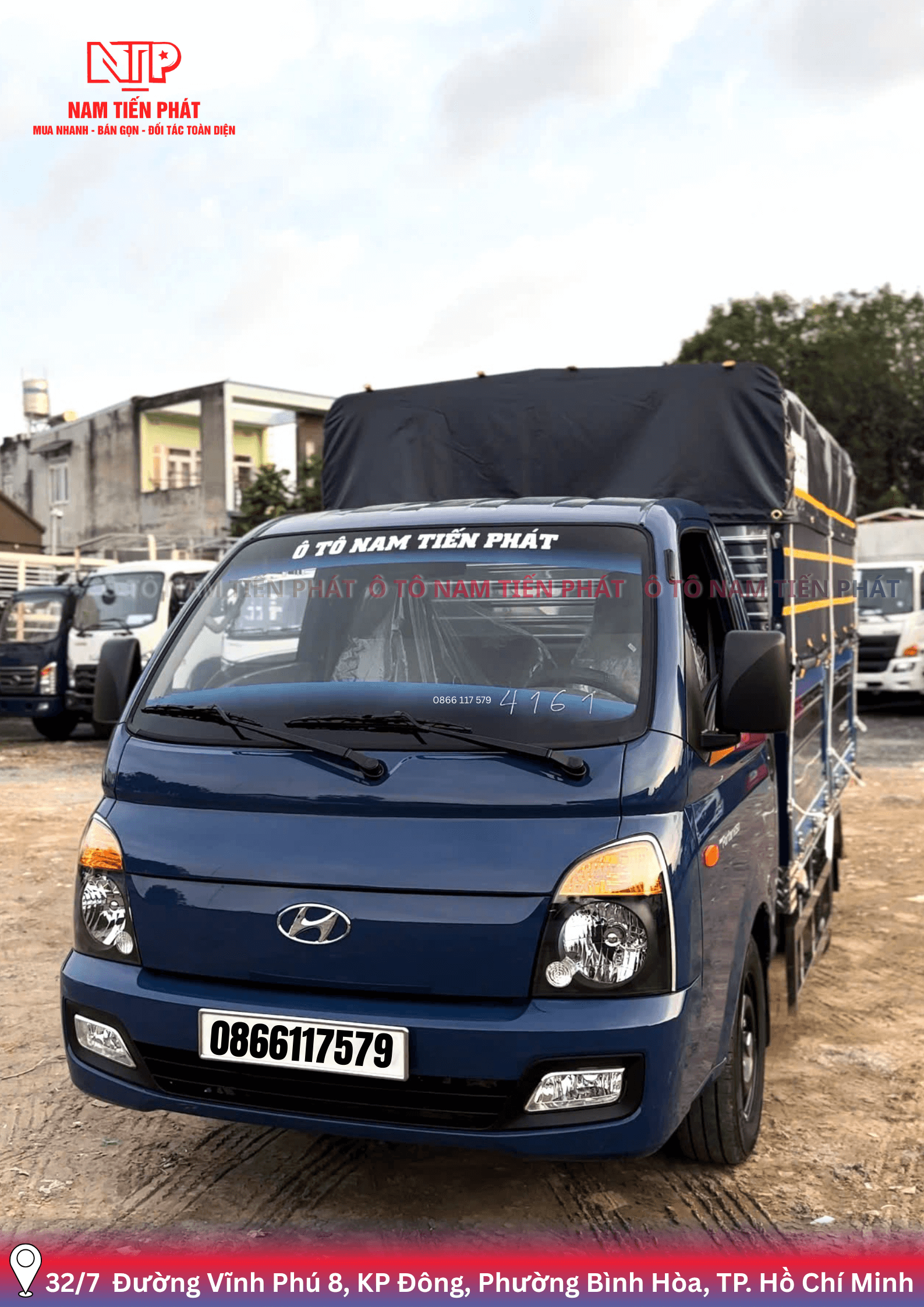 Xe Hyundai Porter H150 thùng mui bạt màu xanh dương hiện đại, cabin rộng 3 chỗ ngồi thoải mái, động cơ diesel tiết kiệm nhiên liệu, giá tốt nhất 2026 tại TP.HCM.